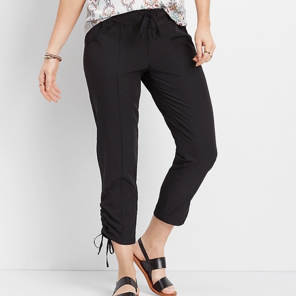 Maurices ruched hem knit waist black crop